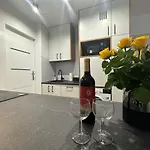 Apartman Mki - Zlota 69 Center Varsó